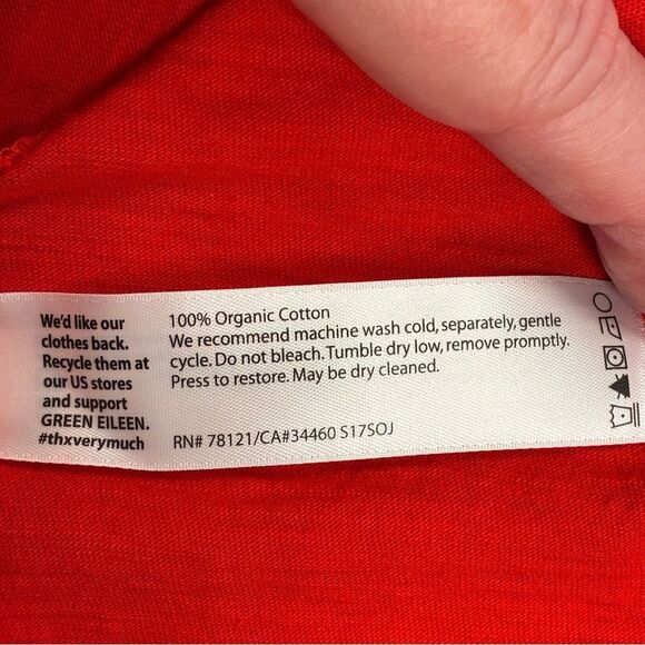 EILEEN FISHER Easy V-Neck Organic Cotton T-Shirt Crimson Red Women’s Size XS - Picture 4 of 4